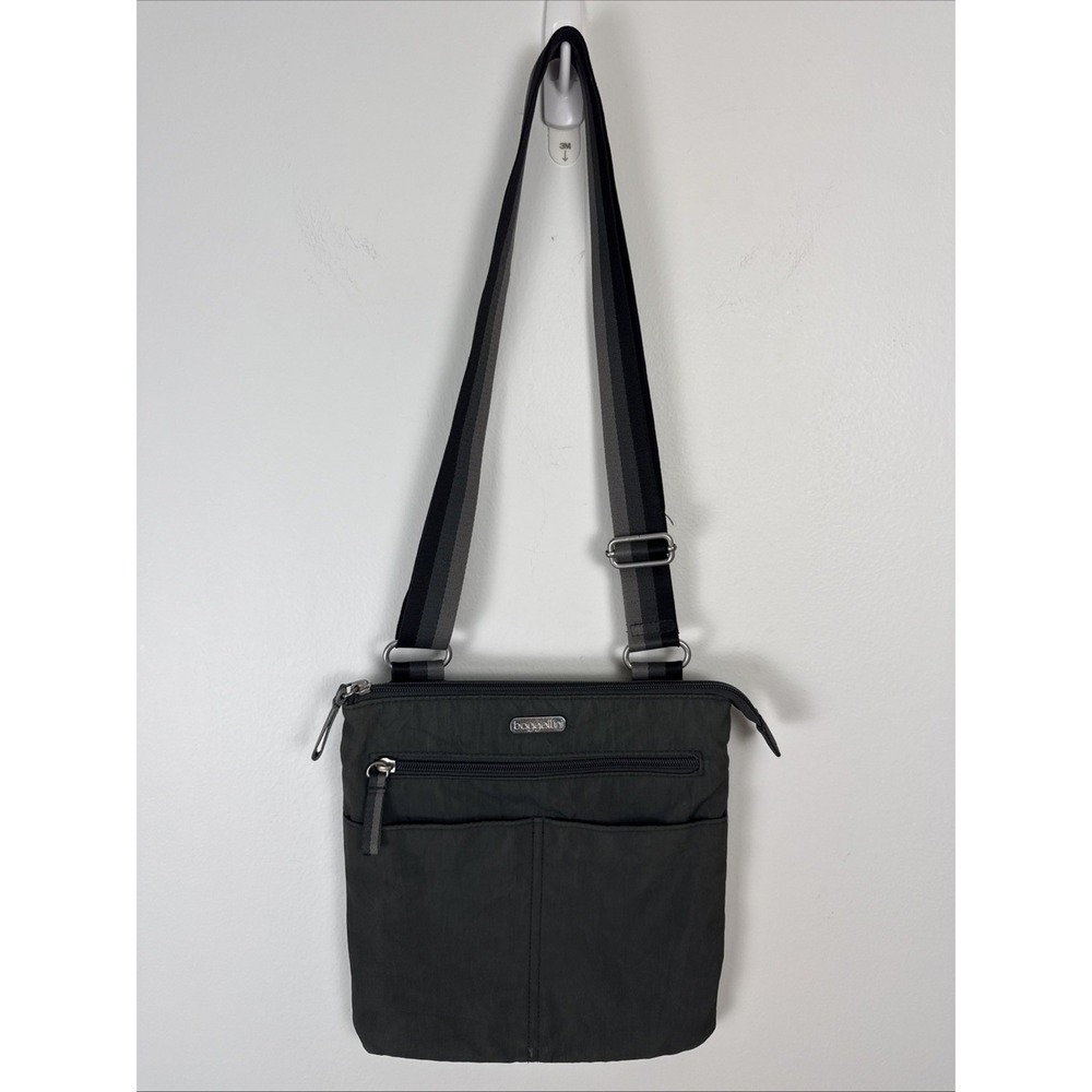 Baggallini crossbody Grey Striped Strap Minimalist Utilitarian Lightweight bag